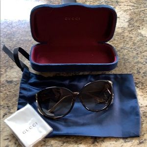 Gucci sunglasses (original)